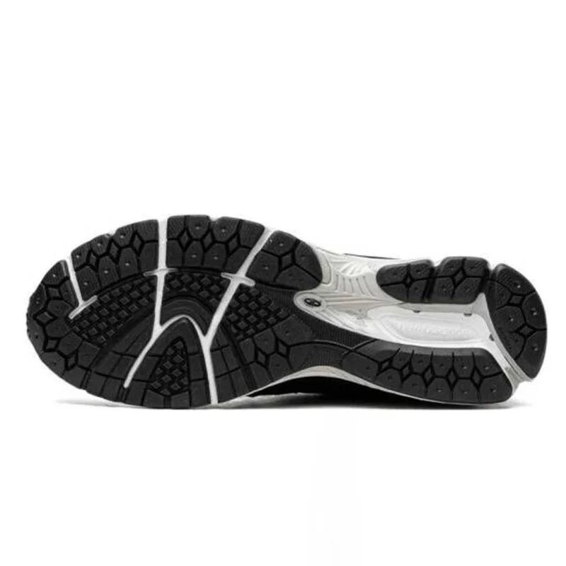 **New Balance 2002R – Black – Men’s Sneakers**