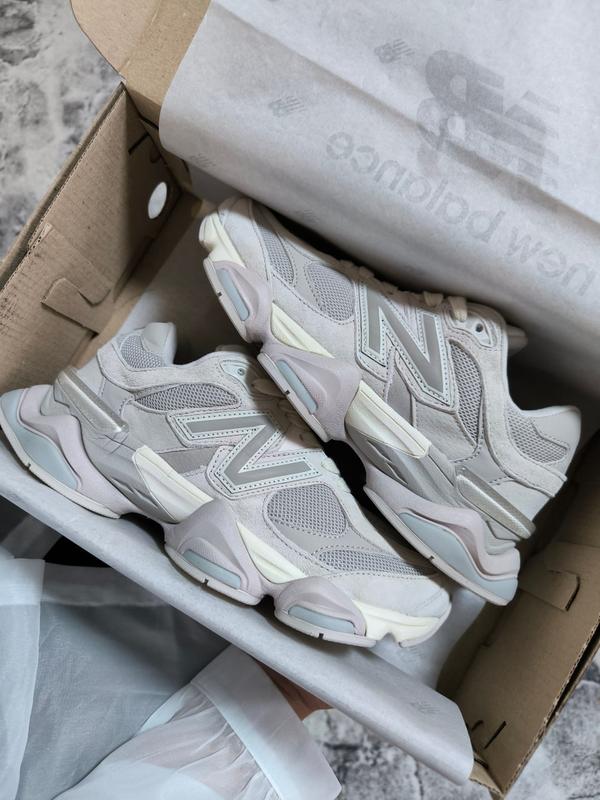 New Balance 9060 Women's Sneakers