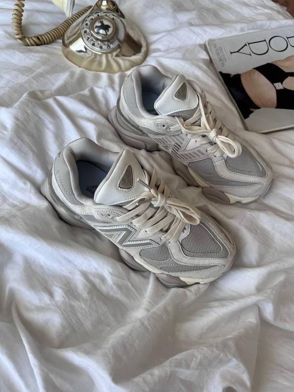 New Balance 9060 Women's Sneakers