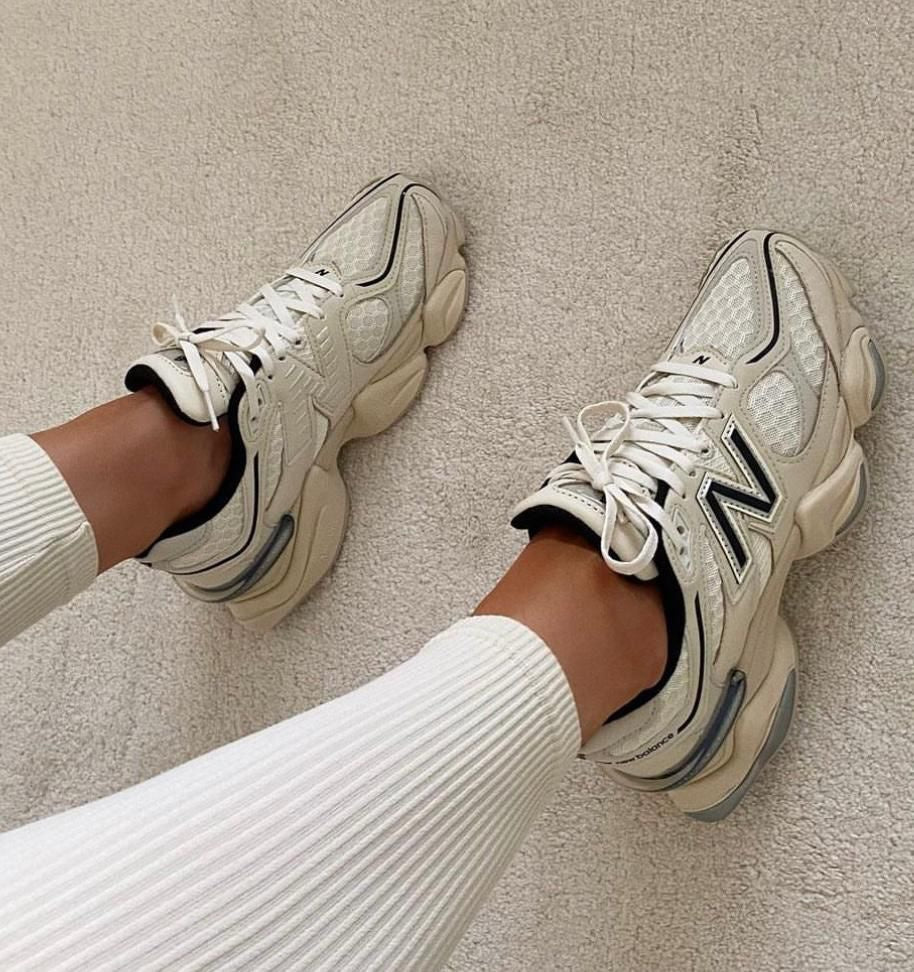 New Balance 9060 Women's Sneakers