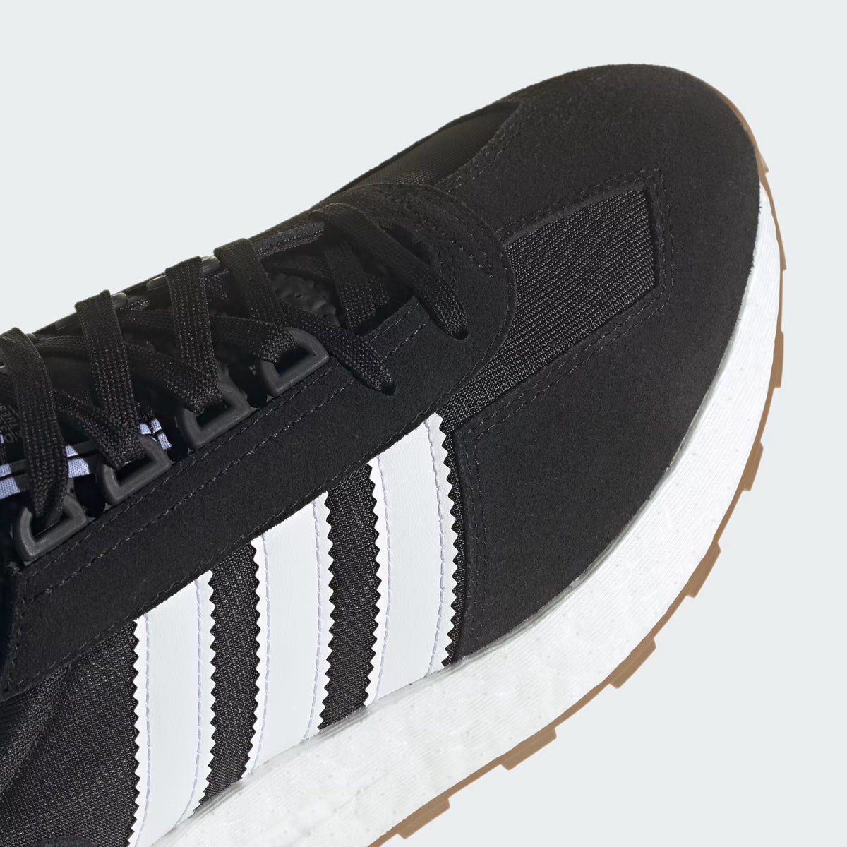 Retropy E5 Shoes Black / Cloud White / Gum M2