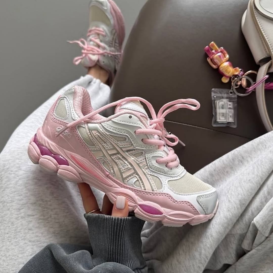 ASICS GEL NYC Running Shoes