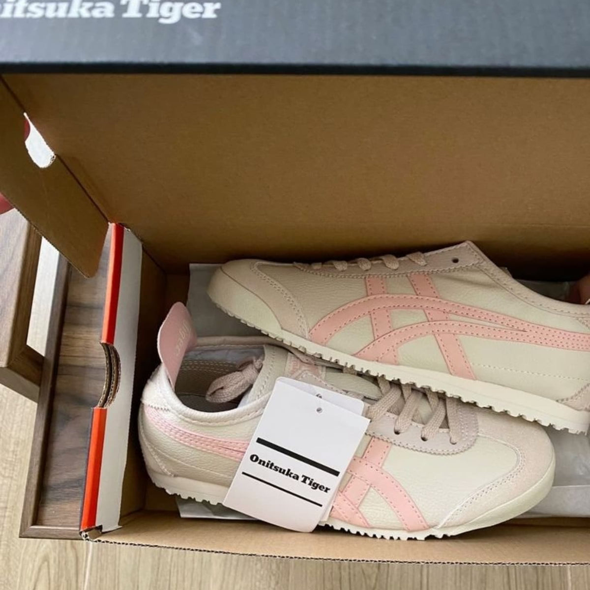 **Onitsuka Tiger Mexico 66 Oatmeal Ginger Peach Womens Sneakers**
