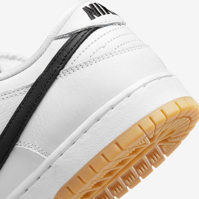 Nike SB Dunk Low Men Sneakers - White Gum