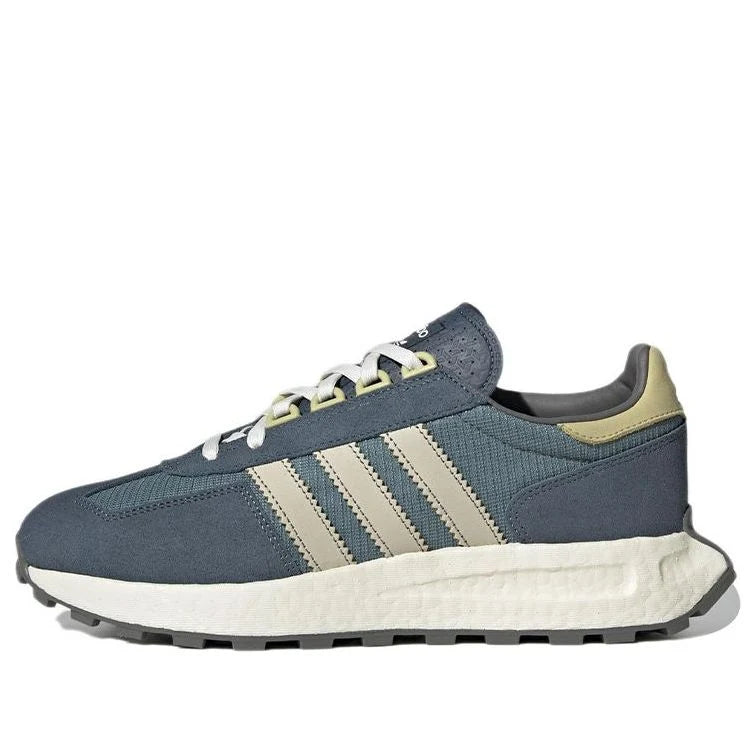 Retropy E5 Shoes blue / Closure