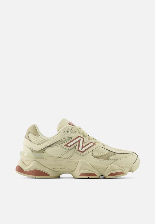 New Balance 9060 Bone Sparrow - Beige