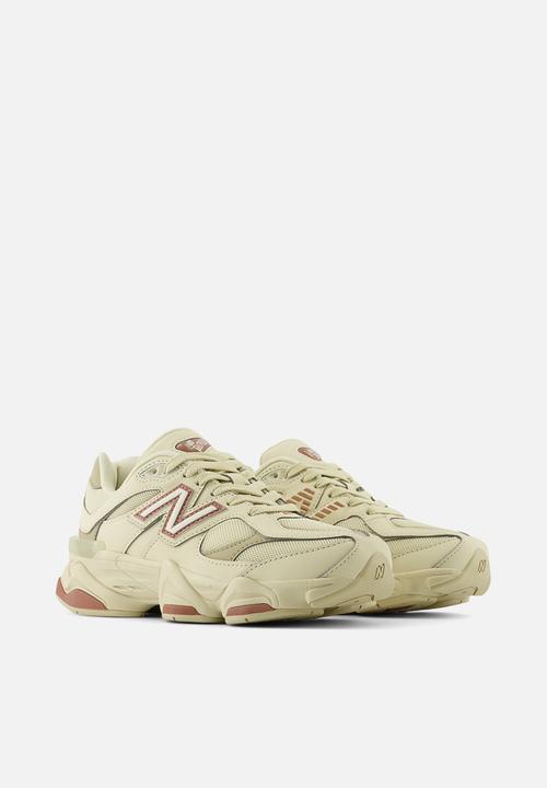 New Balance 9060 Bone Sparrow - Beige