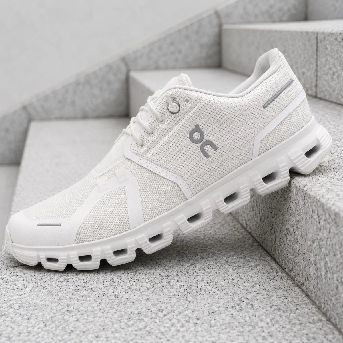 **On Cloud 6 Triple White Mens Athletic Shoes**