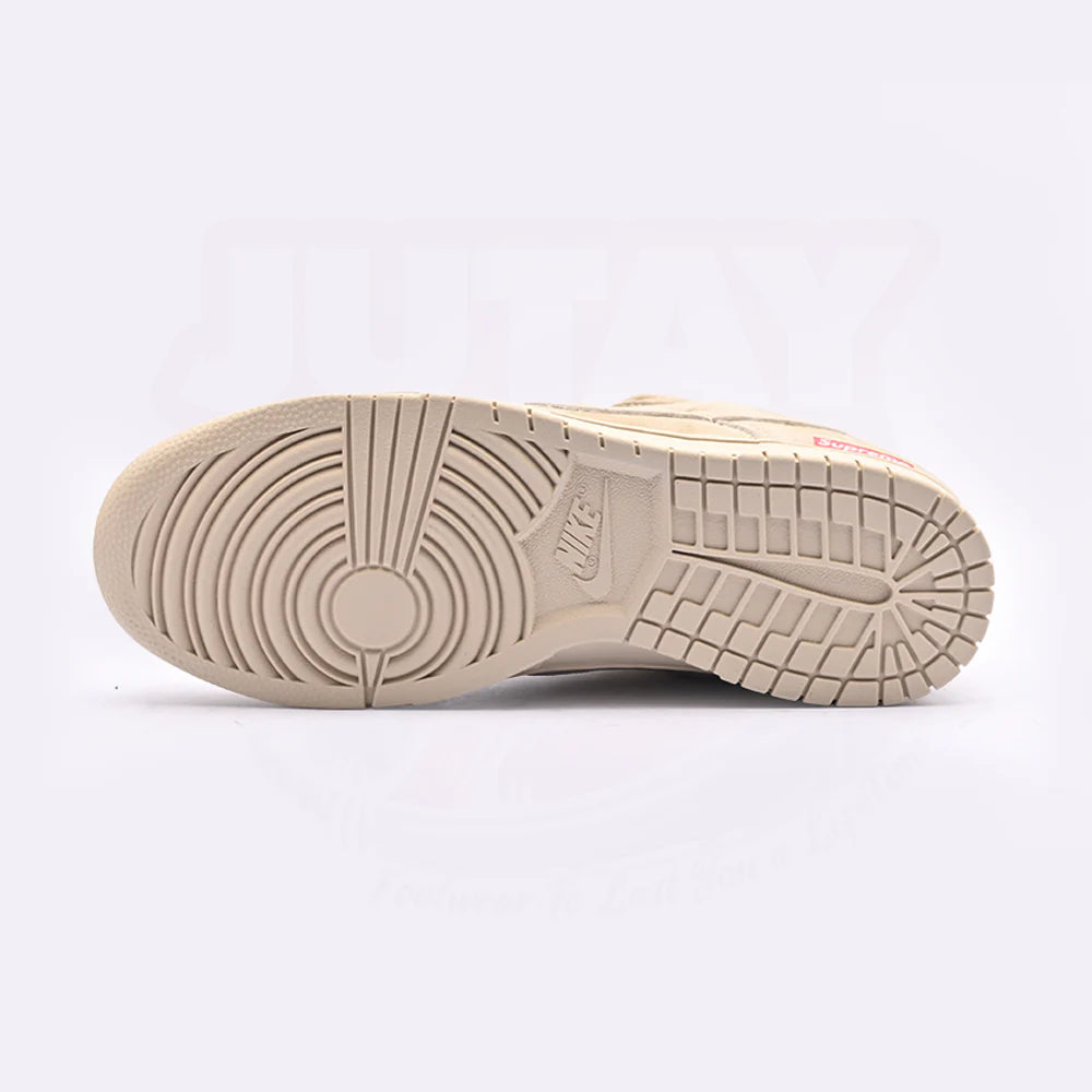 Dunk Low x SUP – Beige Sneakers