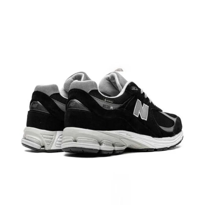 **New Balance 2002R – Black – Men’s Sneakers**