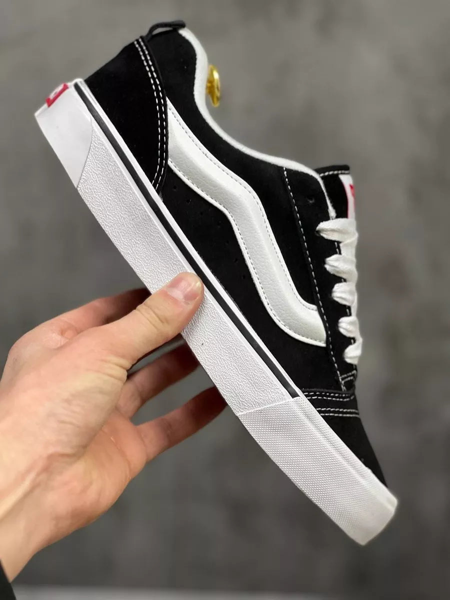Vans CNU School Black