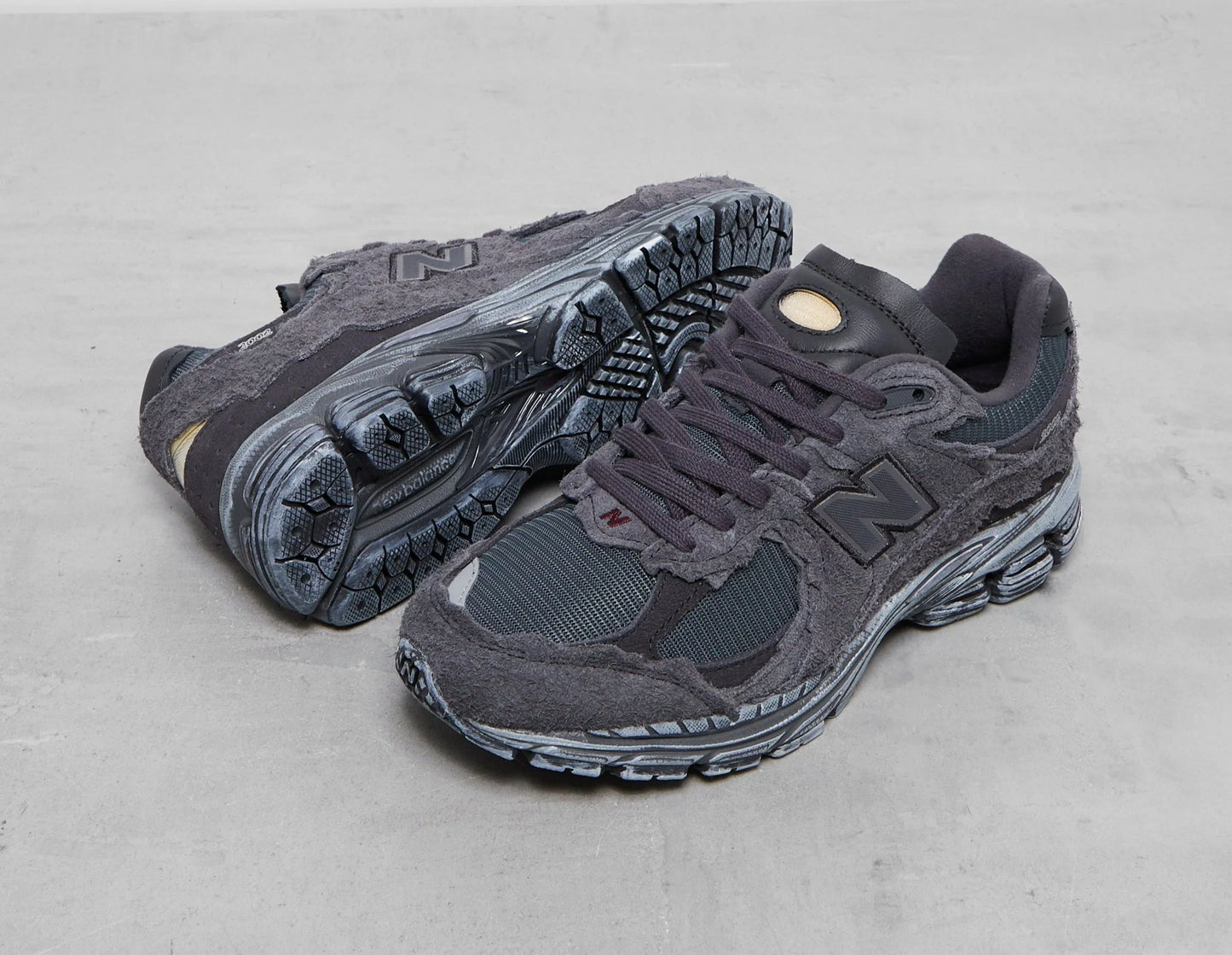 **New Balance 2002R Protection Pack – Men’s Sneakers**