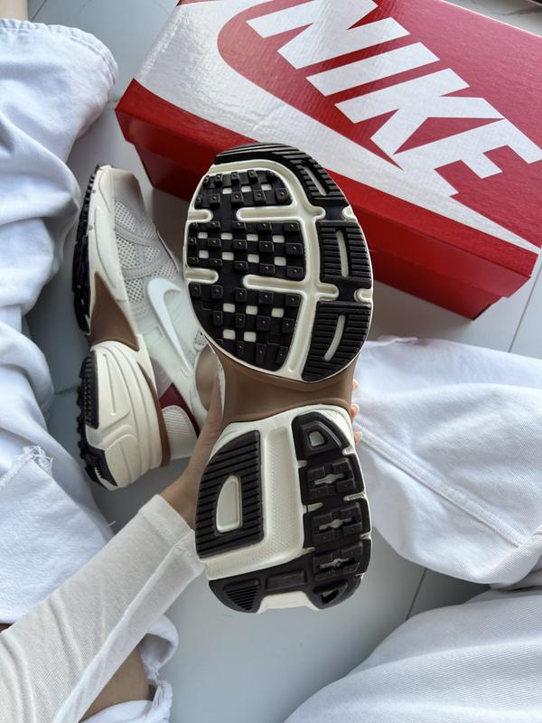Nike V2K Run Beige/Pink – Women’s Sneakers