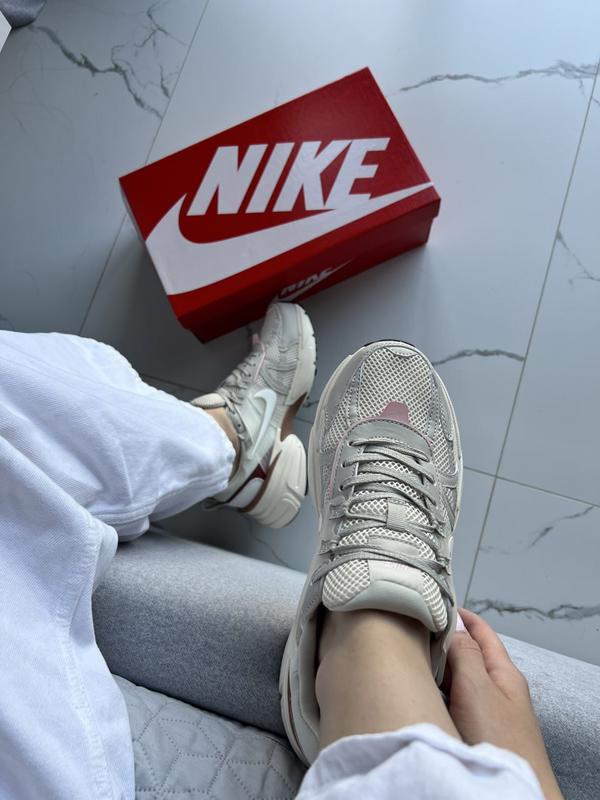 Nike V2K Run Beige/Pink – Women’s Sneakers
