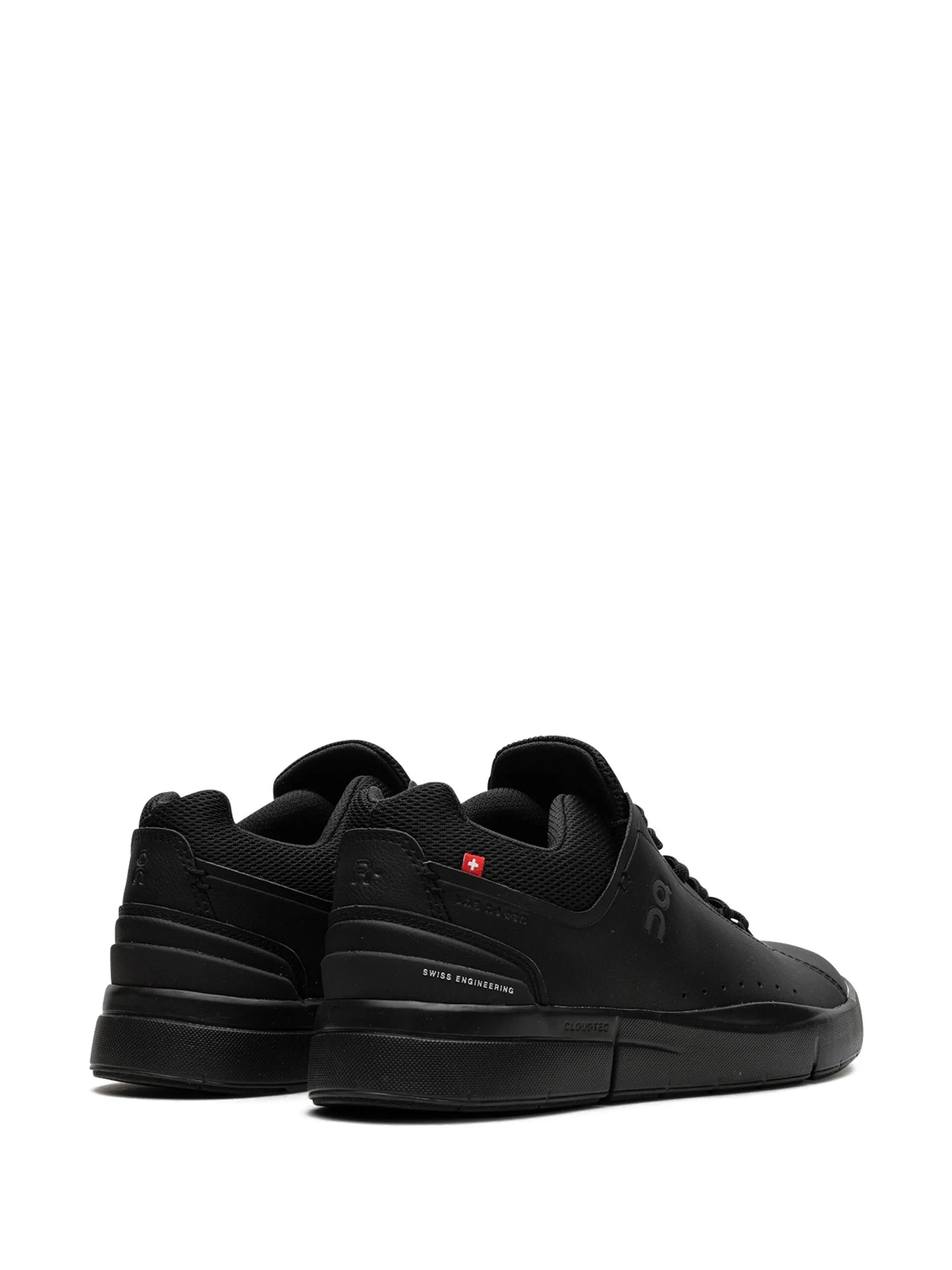 On The Roger Advantage Black Sneakers