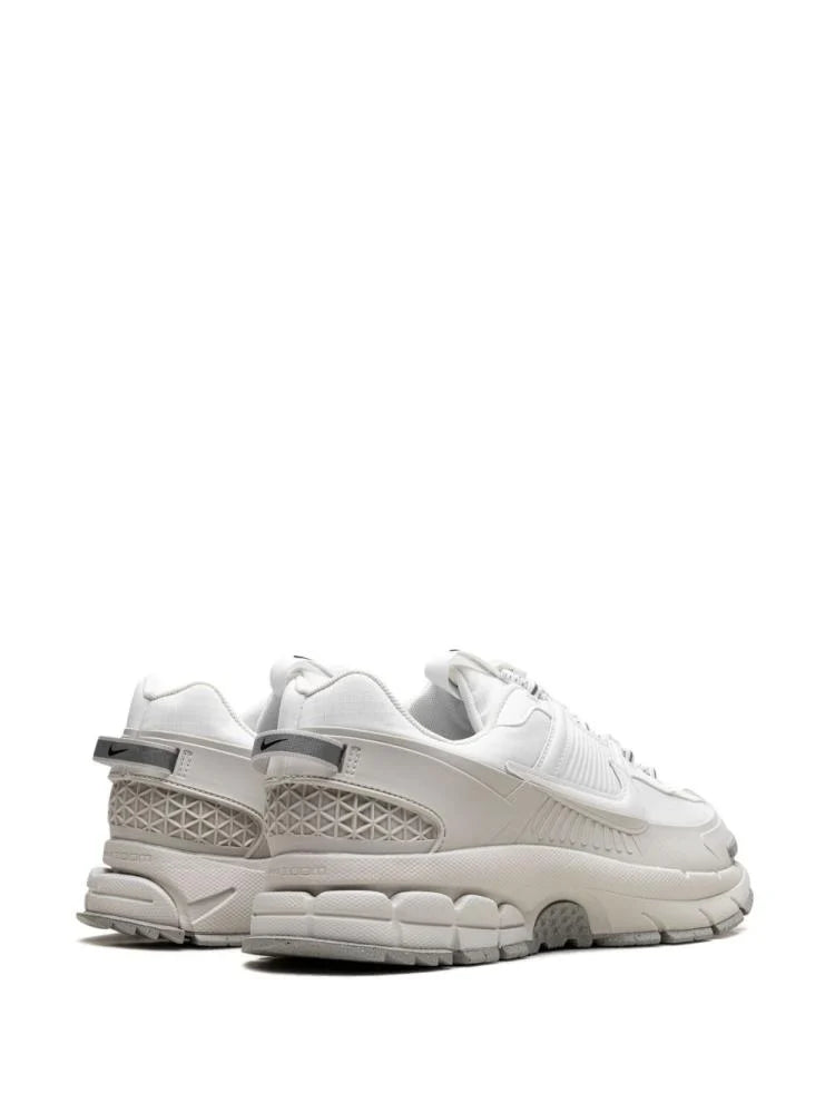 Nike Zoom Vomero Roam Men Sneakers - Summit White