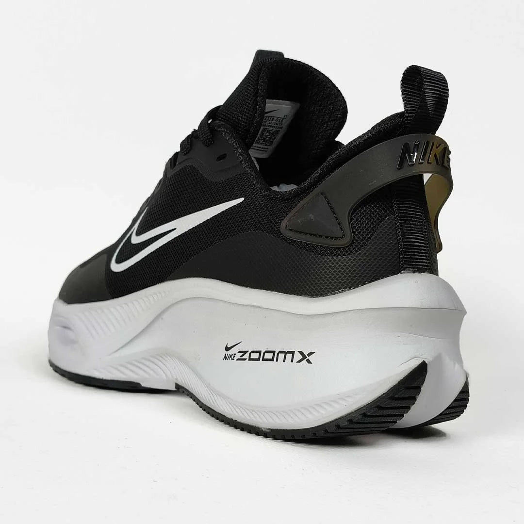 Nike ZoomX Smiley – Black