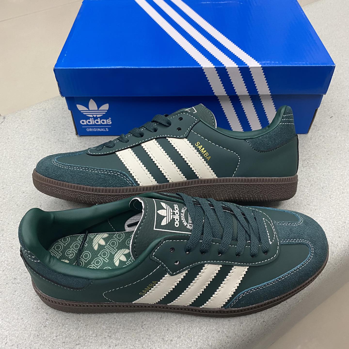 Adidas Samba OG "Mineral Green"