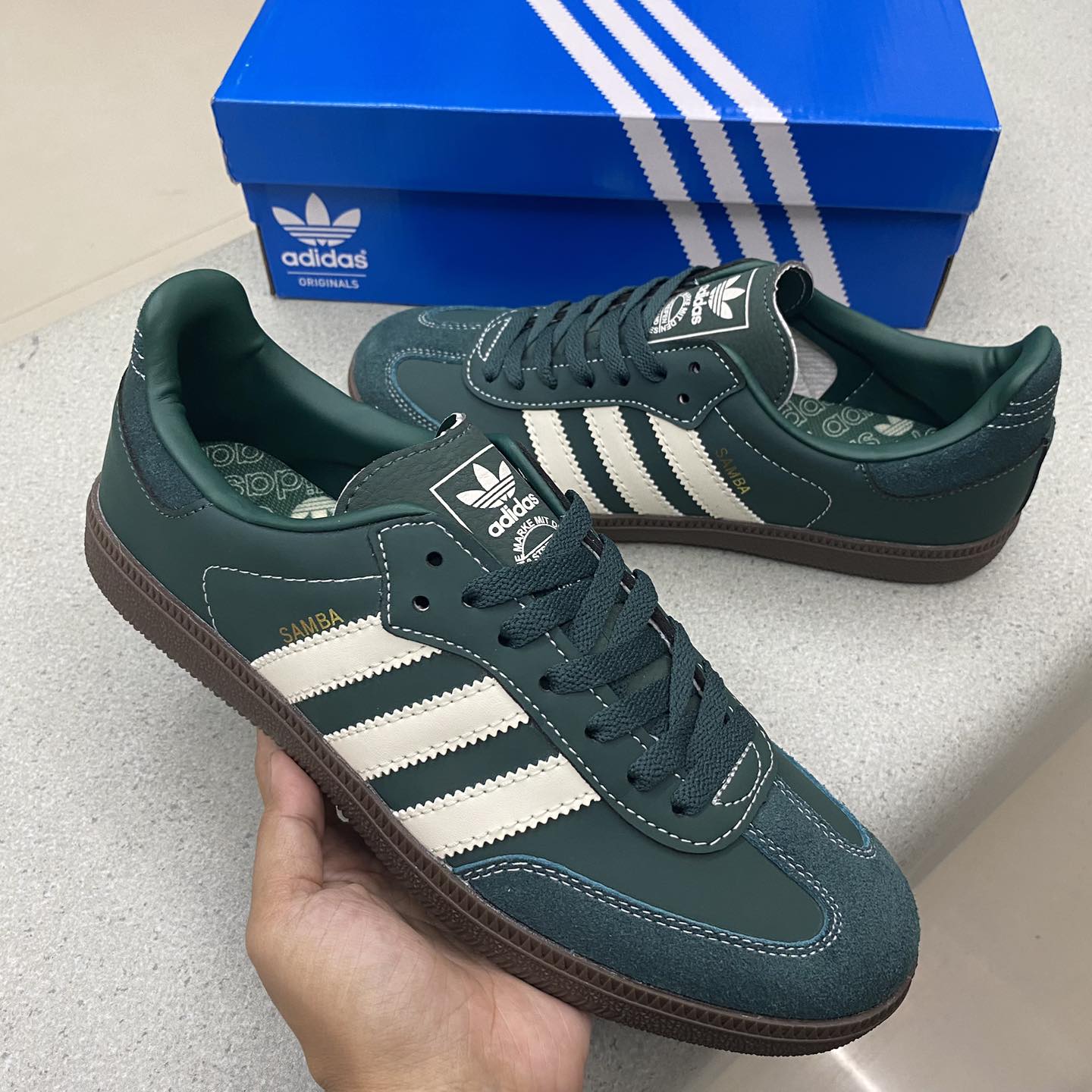 Adidas Samba OG "Mineral Green"