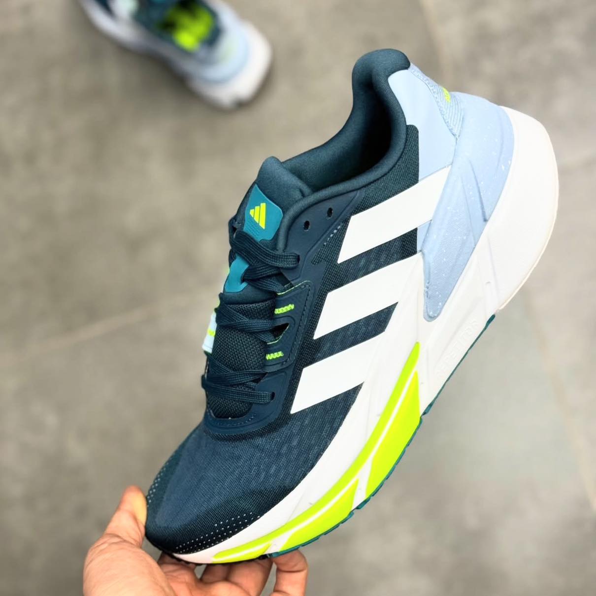 **adidas Adistar CS 2.0 “Crystal Jade”