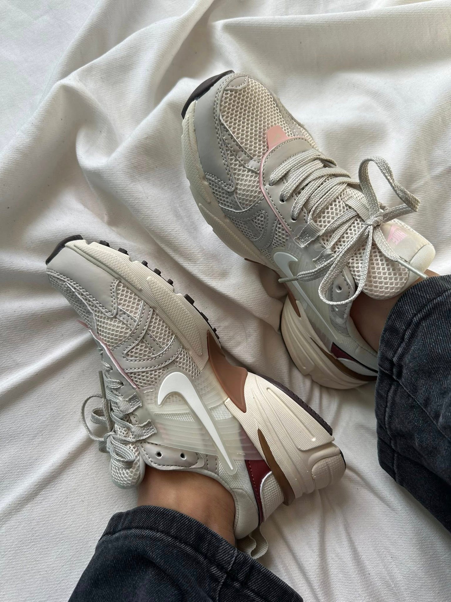 Nike V2K Run Beige/Pink – Women’s Sneakers