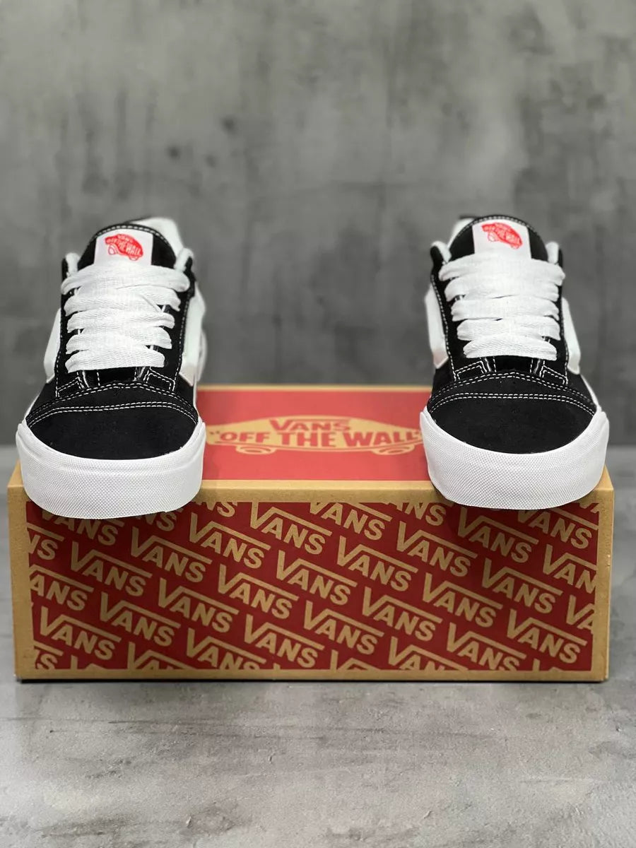 Vans CNU School Black