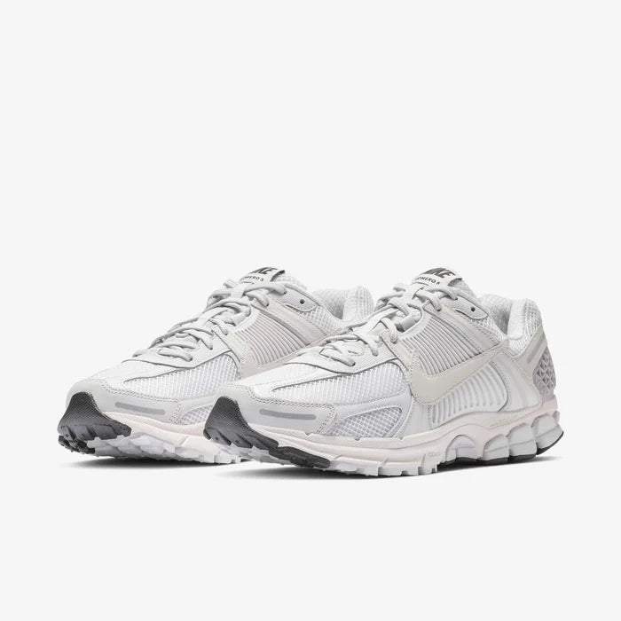 Nike Zoom Vomero 5 Women Sneaker - White