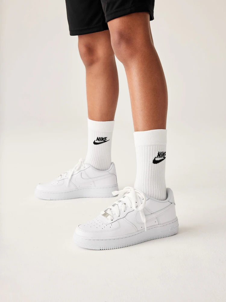 Men’s Nike Air Force 1 – White Woman's