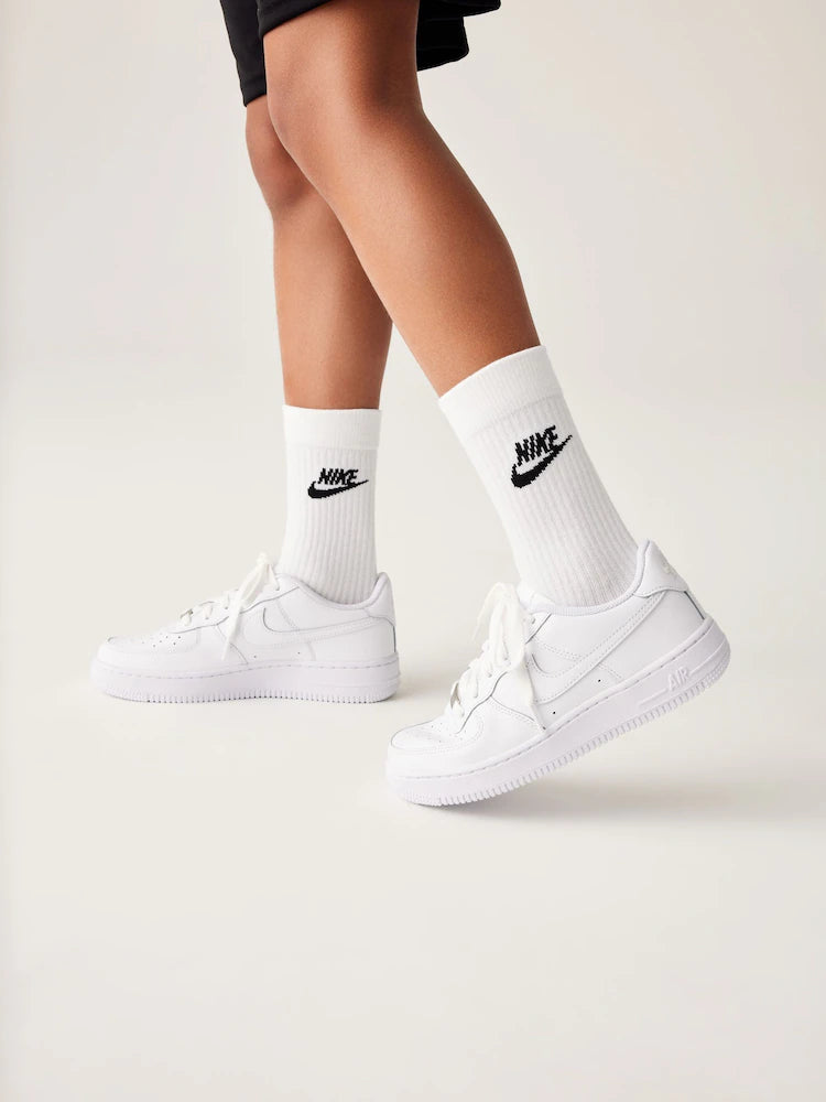 Men’s Nike Air Force 1 – White Woman's