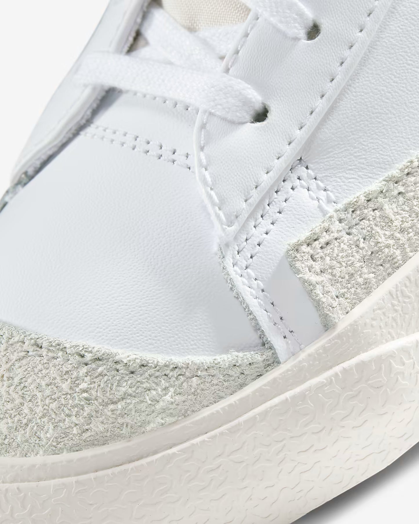 Nike Blazer Mid '77 Vintage Men Sneakers - White