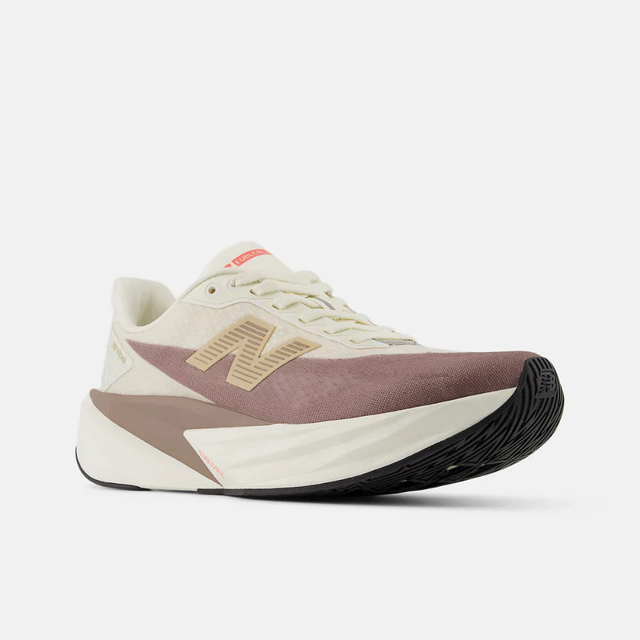 **New Balance FuelCell Rebel v5 – Women’s Trainers