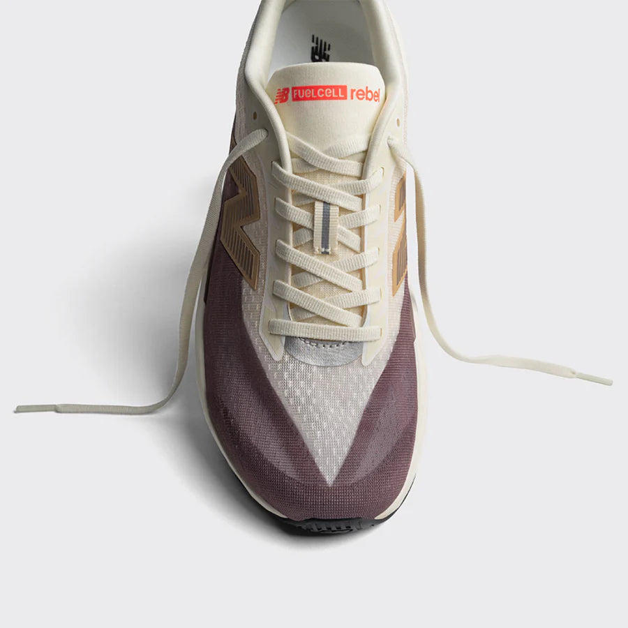 **New Balance FuelCell Rebel v5 – Women’s Trainers