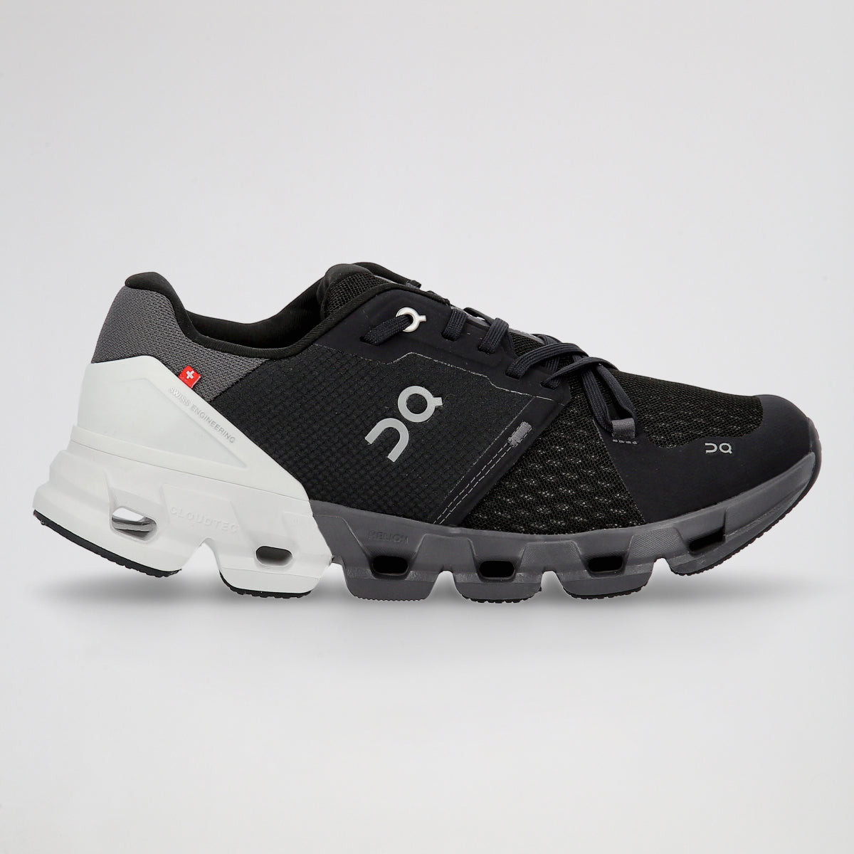 **On Cloudmonster – Women’s Trainers**