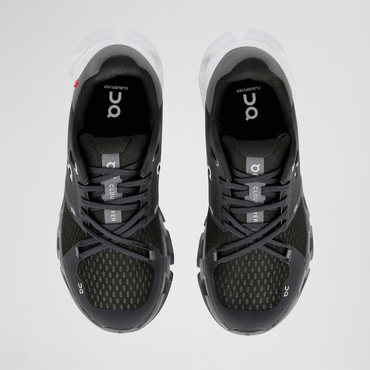 **On Cloudmonster – Women’s Trainers**