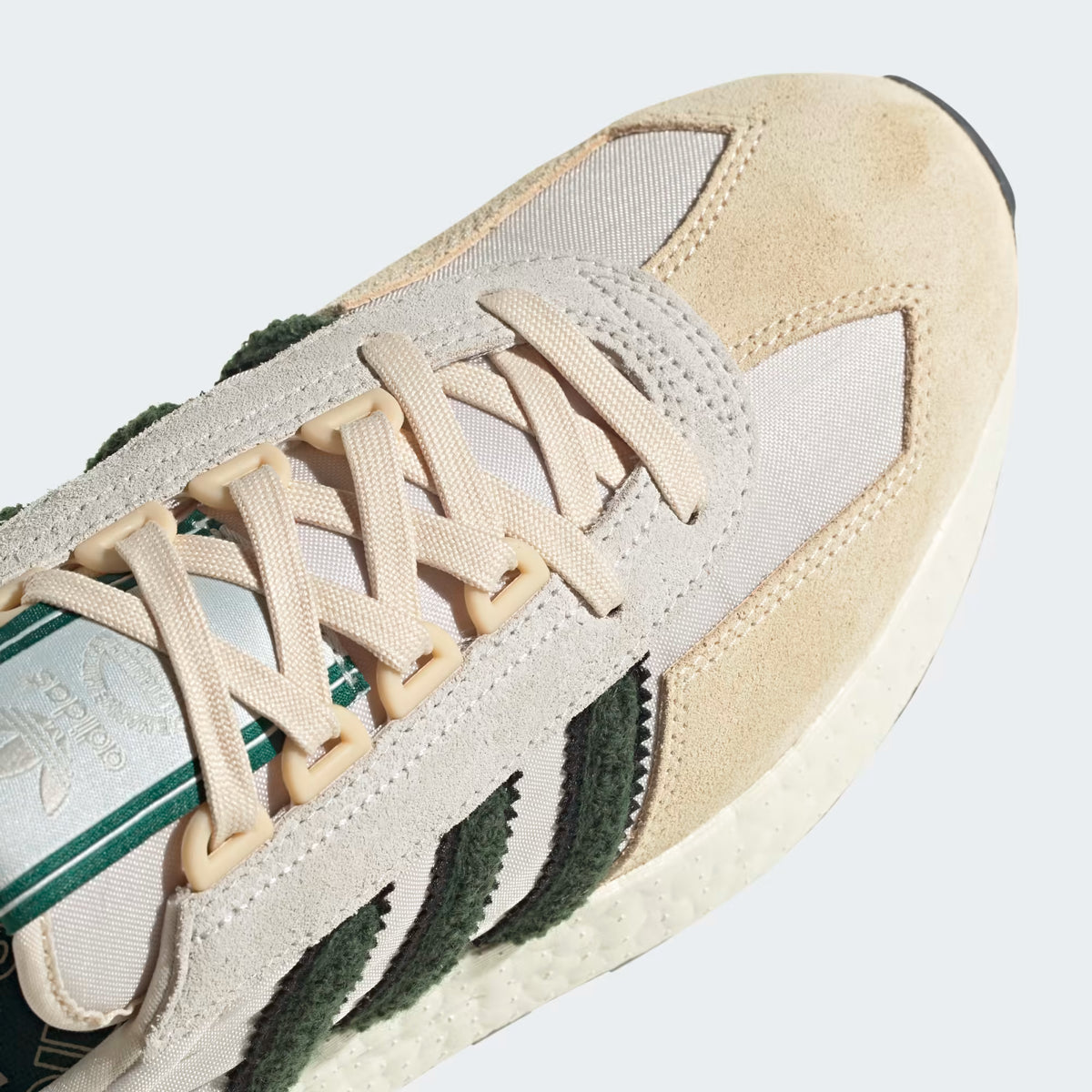 Retropy E5 Shoes Biege x Green