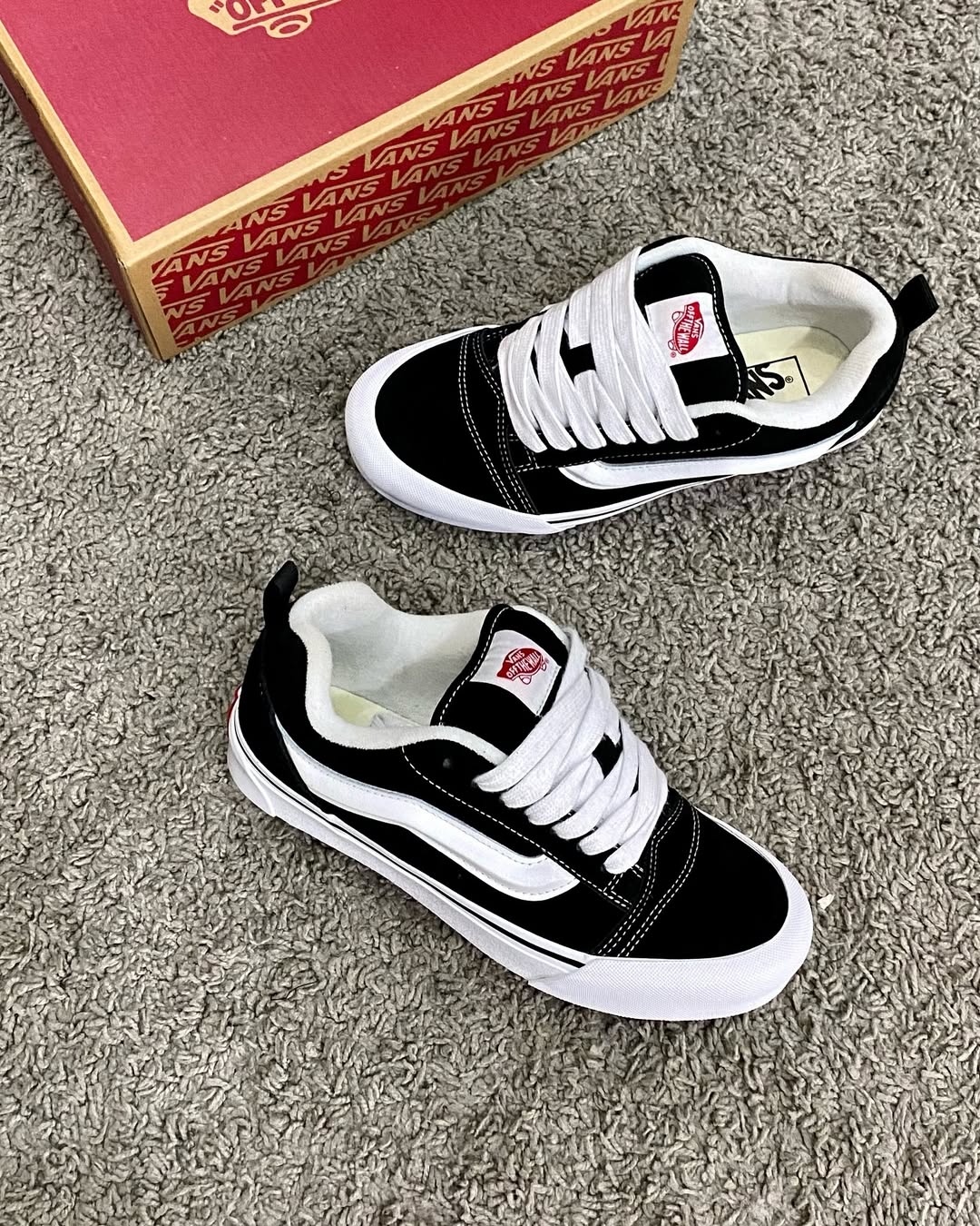 Vans Old Skool – Black and White – Unisex Sneakers