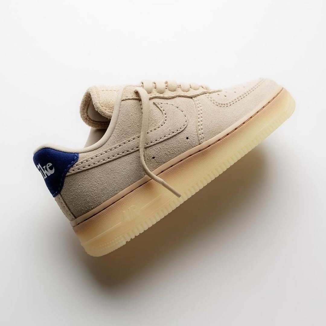 Nike Air Force 1 ’07 LX