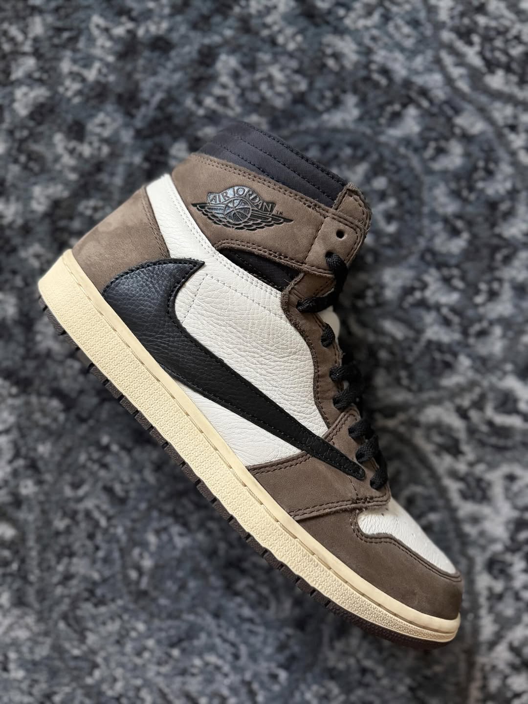Jordan 1 Retro High OG SP “Travis Scott Mocha”