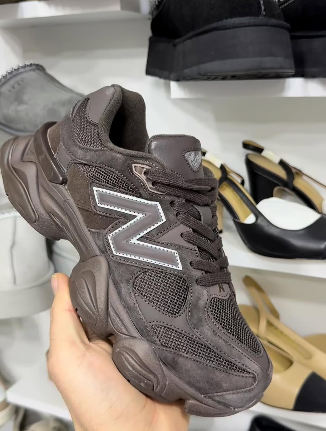 **New Balance 9060 – men Sneakers**