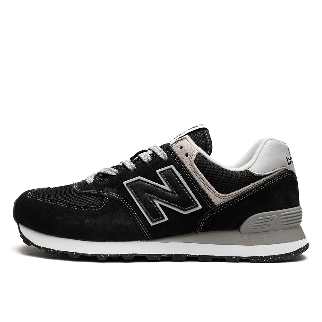 New Balance 574 Men Sneakers - Black