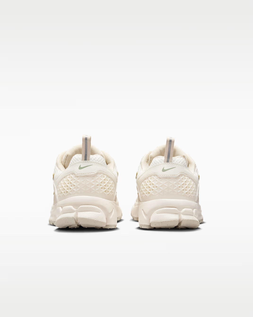 ## Nike Zoom Vomero 5 Shoes