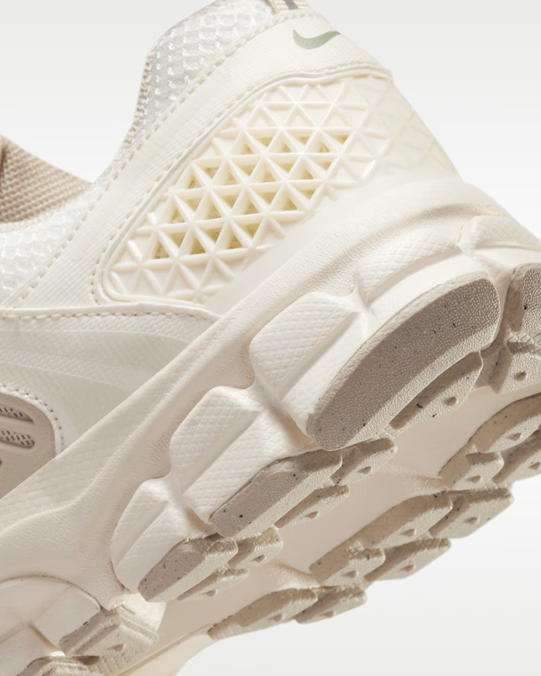## Nike Zoom Vomero 5 Shoes