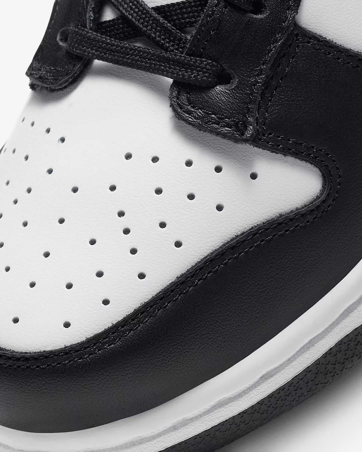 Nike Dunk Low Retro Panda Men Sneakers - White/Black
