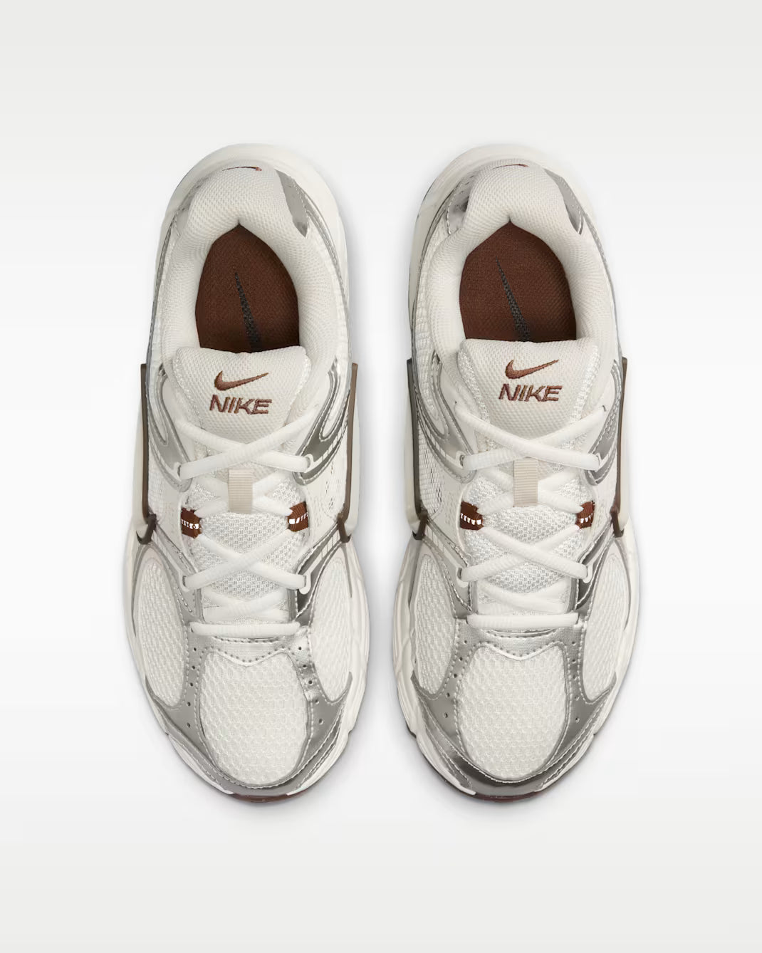 **Nike V5 RNR “White / Vast Brown / College Women’s Sneakers**