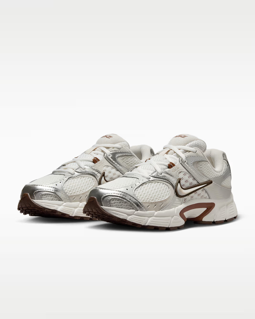 **Nike V5 RNR “White / Vast Brown / College Women’s Sneakers**