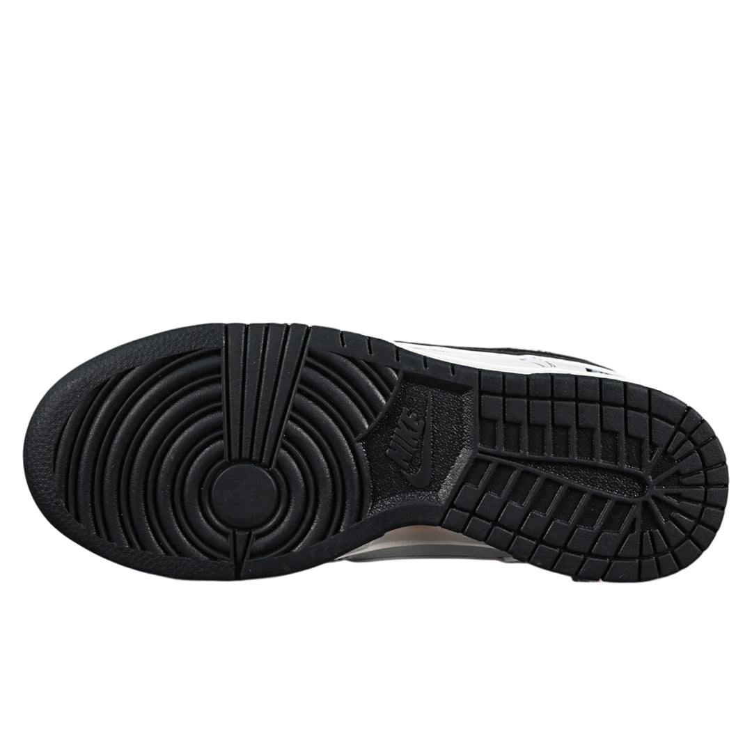 Supreme x SB Dunk Low Off White Black