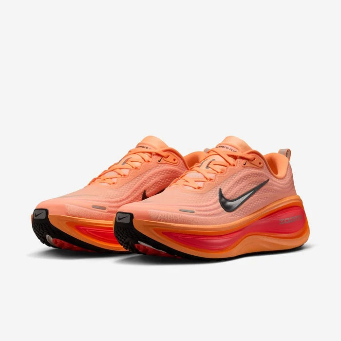 **Nike ZoomX Vomero Plus – Men’s Running Sneakers (Orange)**