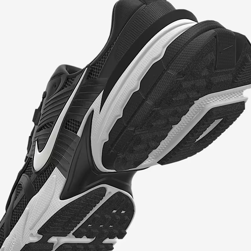 **Nike V2K Run – Men’s Sneakers (Black)