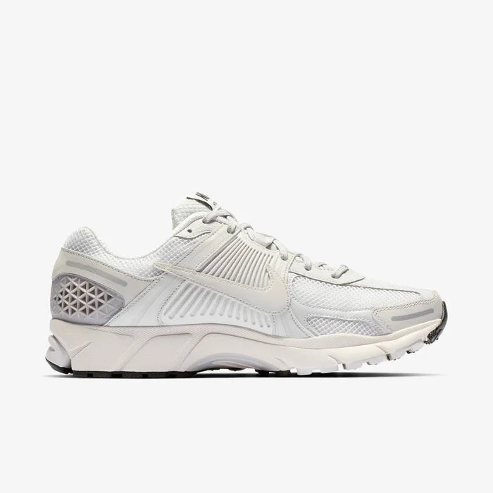 Nike Zoom Vomero 5 Women Sneaker - White