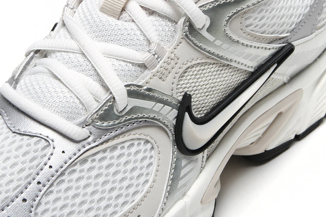 Nike V5 RNR – Women’s Sneakers